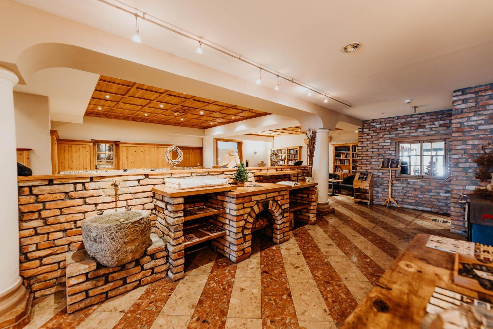 Post Seefeld - Wellnesshotel Tirol Ζέεφελντ Εξωτερικό φωτογραφία